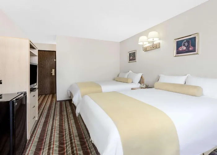 Super 8 By Wyndham Havasu Lake Havasu City