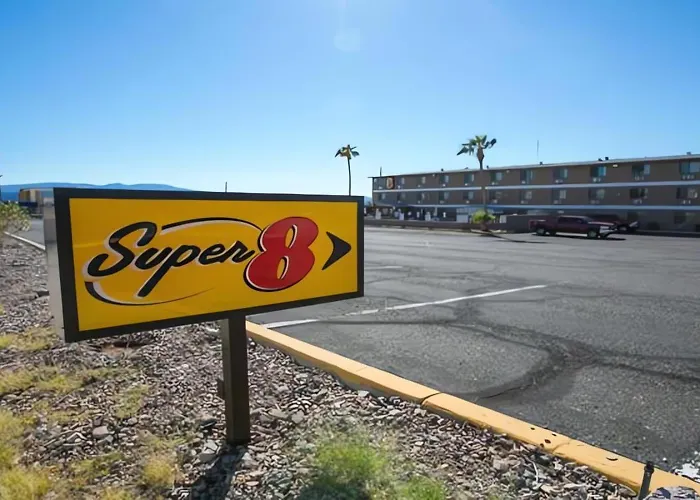 Hotel Super 8 By Wyndham Havasu