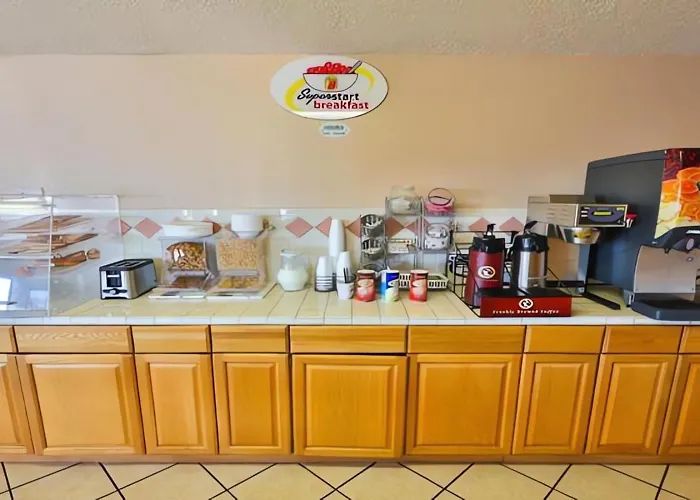 Super 8 By Wyndham Havasu Hotel Lake Havasu City