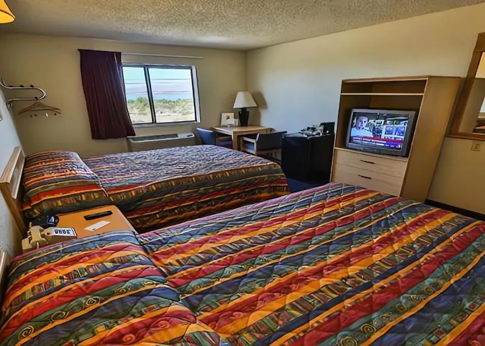 Super 8 By Wyndham Havasu Hotel